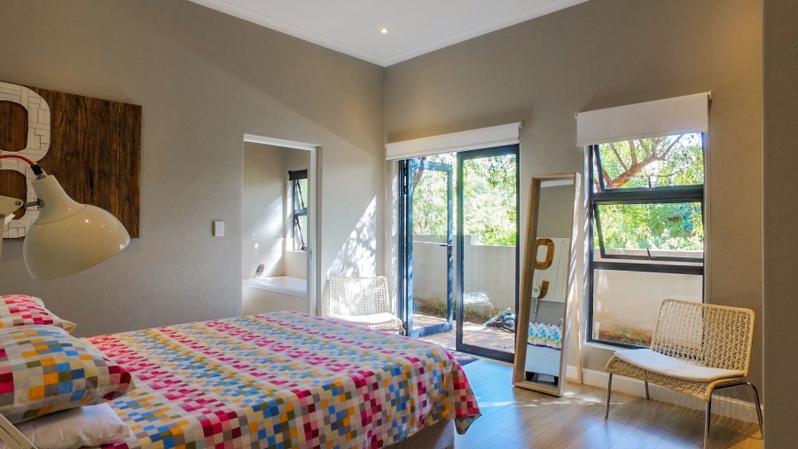 5 Bedroom Property for Sale in The Coves North West